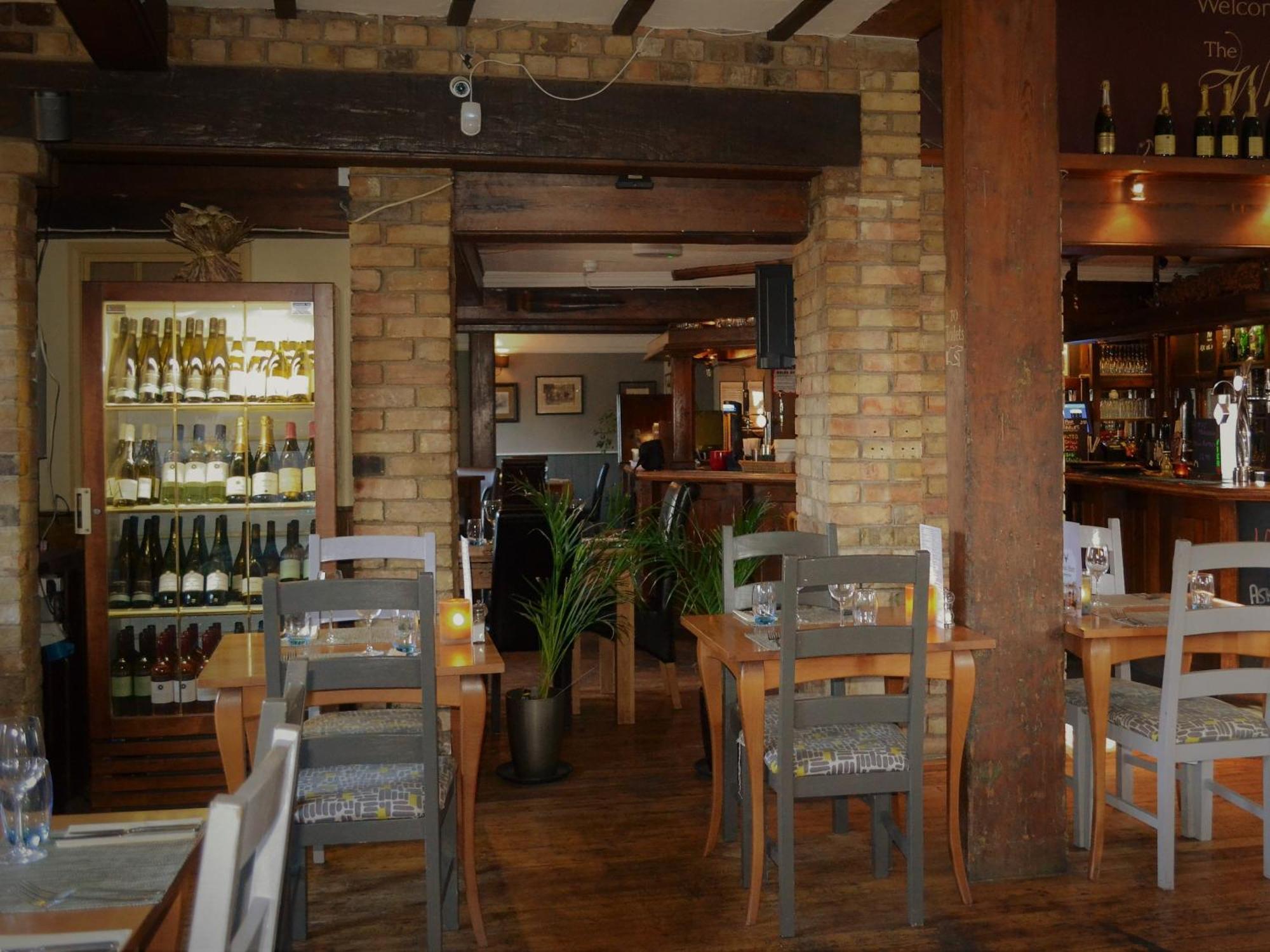 The White Hart Country Inn Fulbourn Eksteriør billede